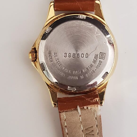 Ohio State Buckeyes Women's Watch Gold Tone Brown Band - Picture 4 of 11